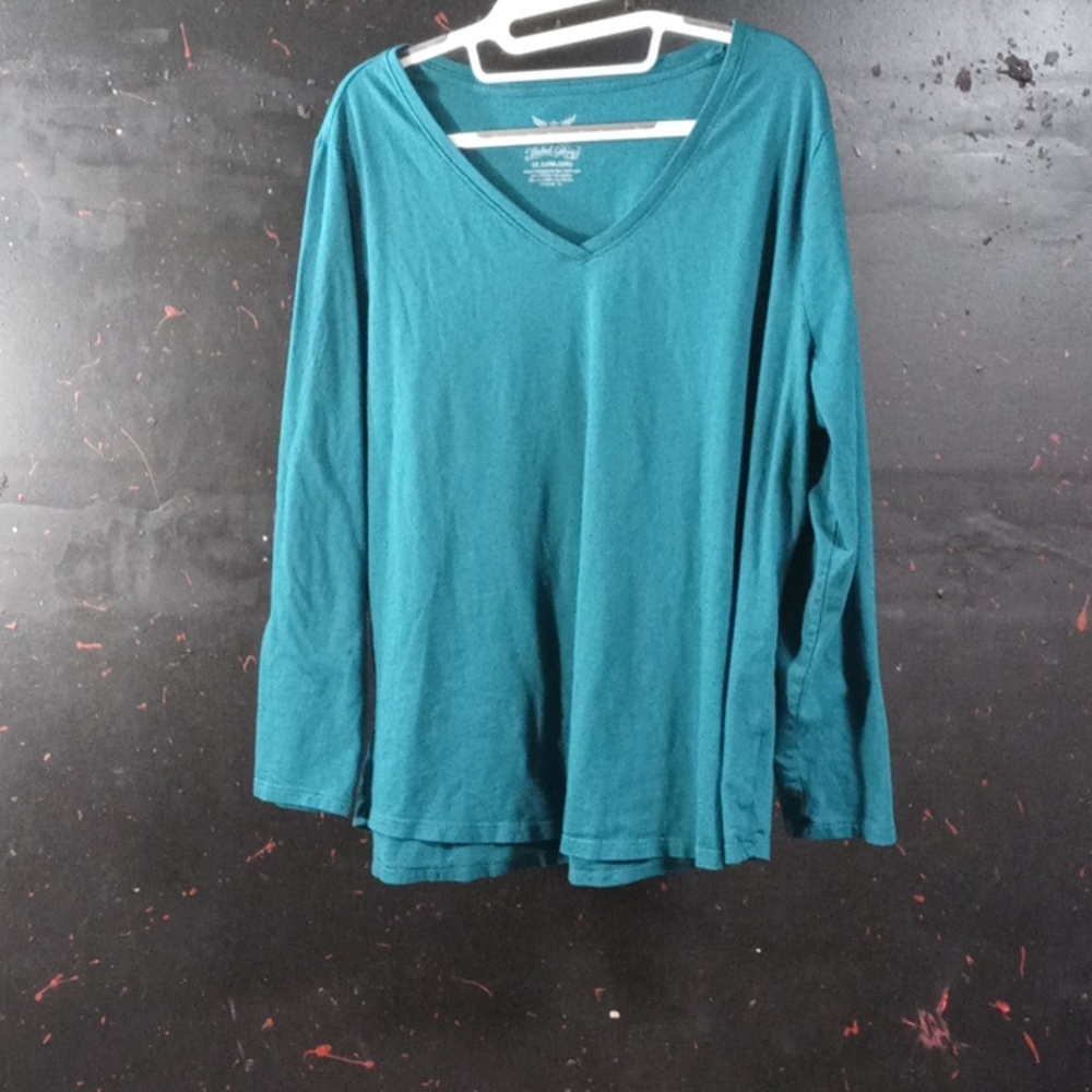 Dark green long-sleeve v-neck tee